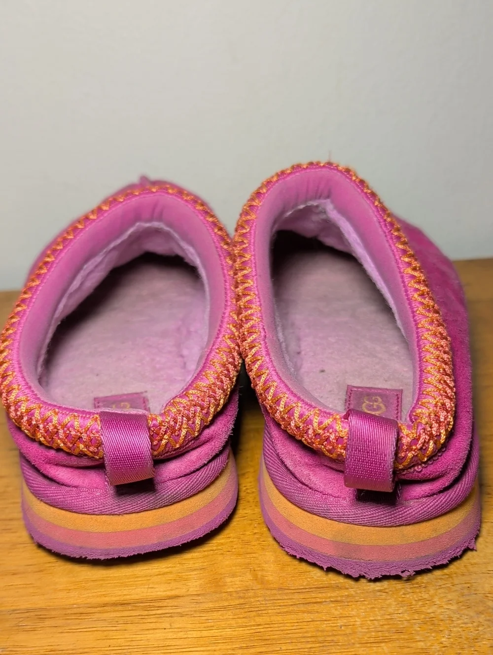 UGG Tazz Slippers in Raspberry Multi Colorway Pink Orange Comfy Girls Size 6